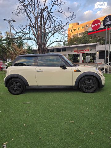 מודעת רכב מיני קופר