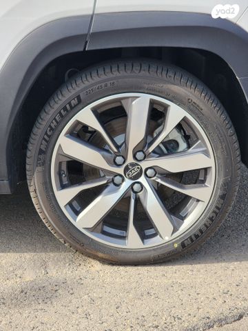 ג׳יי.איי.סי E-JS4