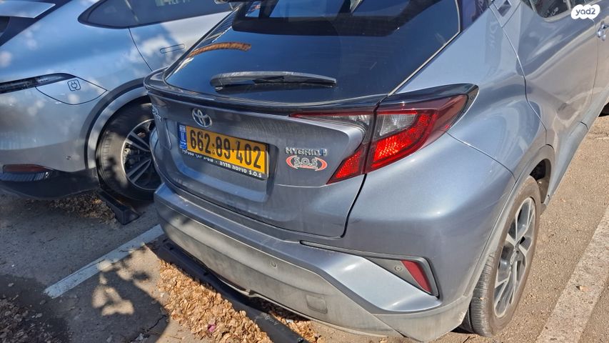 טויוטה C-HR