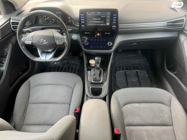 יונדאי איוניק