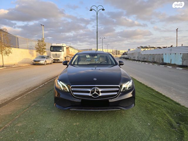 מודעת רכב מרצדס-בנץ E-class 1