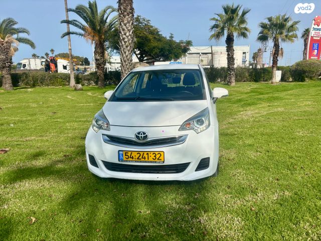 מודעת רכב טויוטה ורסו-S 1