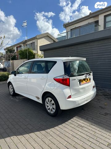 טויוטה ורסו-S