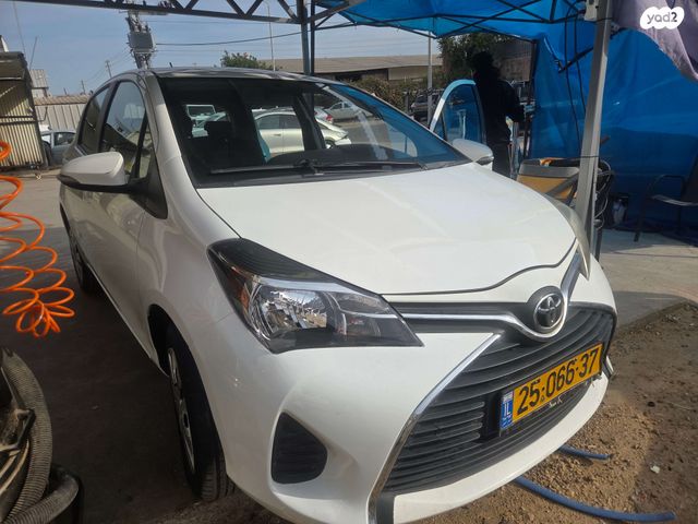 מודעת רכב טויוטה יאריס
