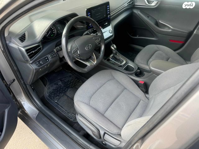 יונדאי איוניק