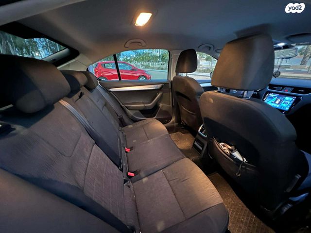 סקודה אוקטביה