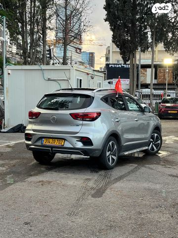 מודעת רכב אם ג'י ZS 2