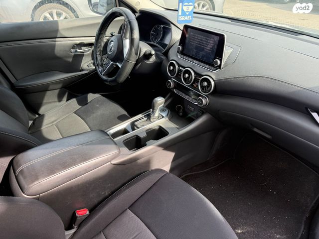 ניסאן סנטרה