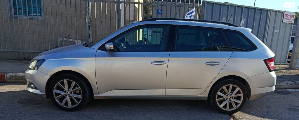 מודעת רכב סקודה פאביה