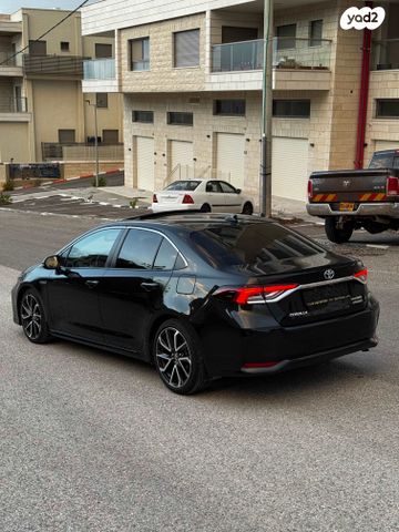 טויוטה קורולה