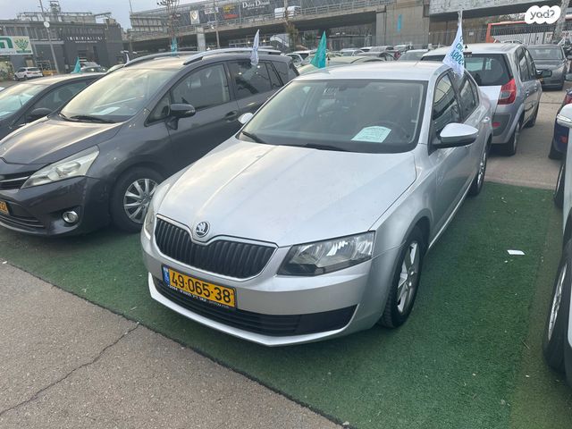 סקודה אוקטביה