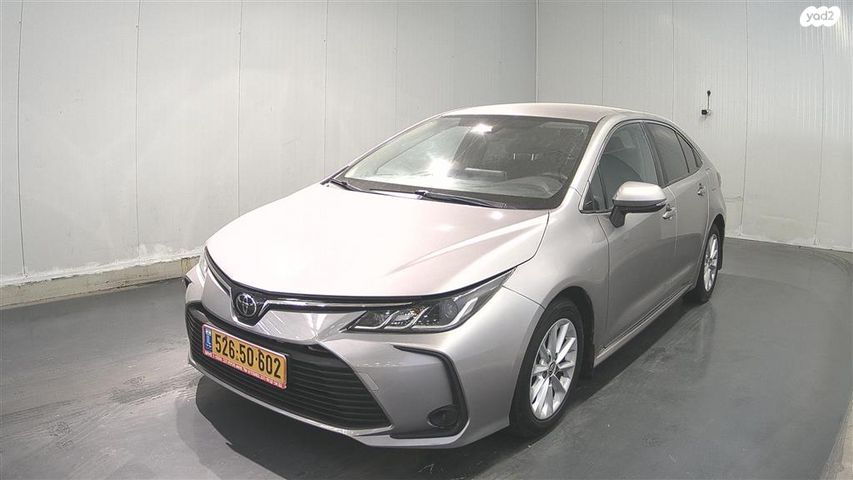 טויוטה קורולה