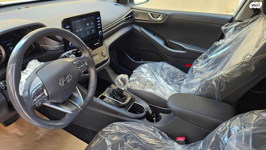 יונדאי איוניק