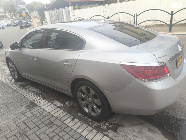 ביואיק לה-קרוס