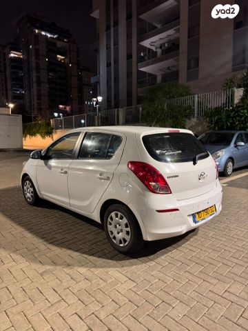 יונדאי i20
