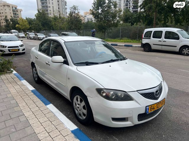 מאזדה 3