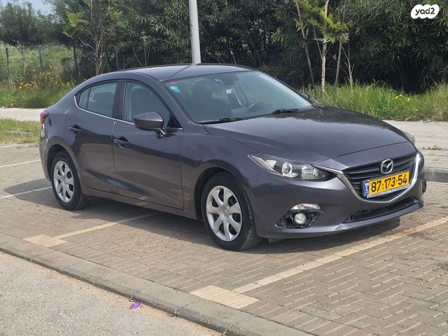 מאזדה 3
