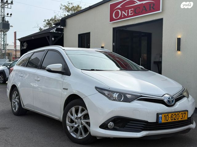 טויוטה אוריס