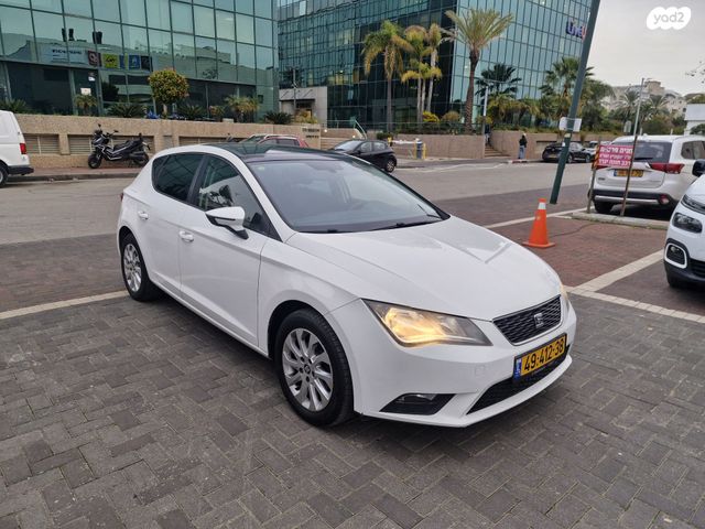 מודעת רכב סיאט לאון