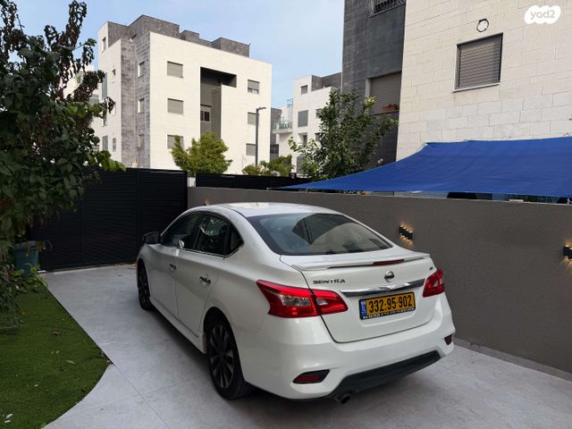 ניסאן סנטרה