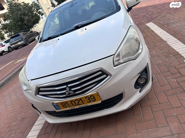 מודעת רכב מיצובישי אטראז'