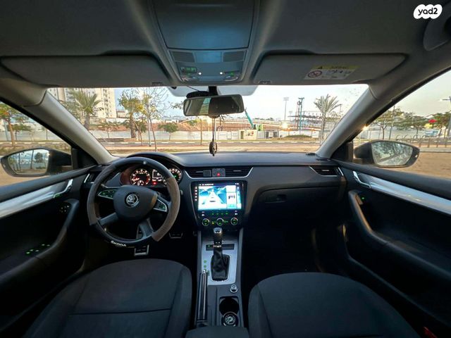 סקודה אוקטביה