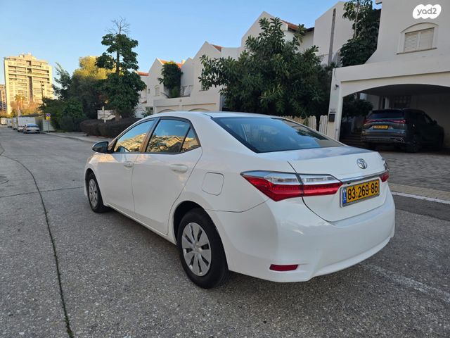 טויוטה קורולה