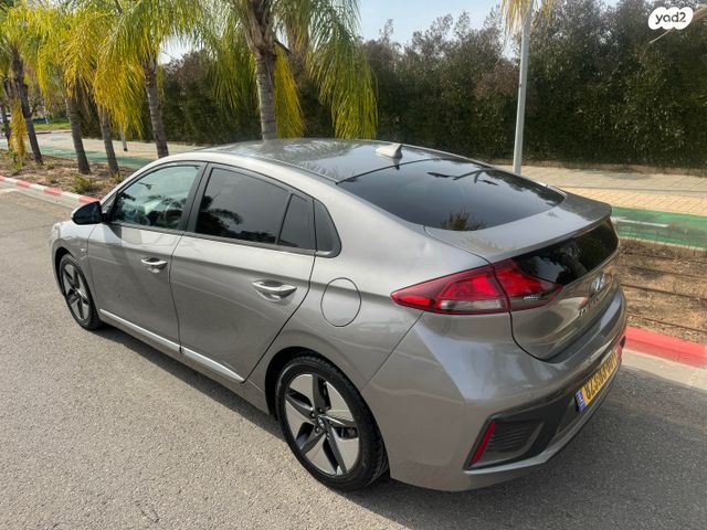 יונדאי איוניק