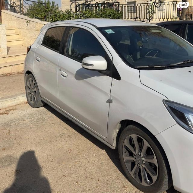 מיצובישי ספייס סטאר