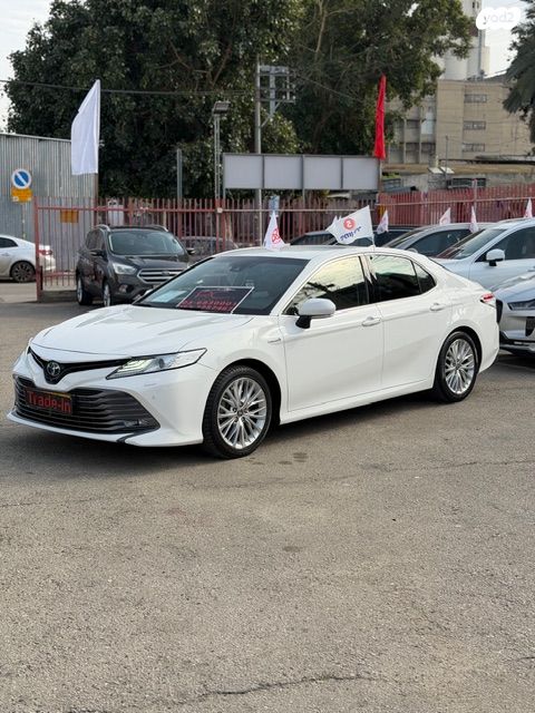 מודעת רכב טויוטה קאמרי
