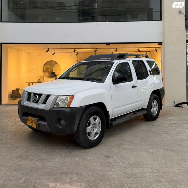 ניסאן אקסטרה