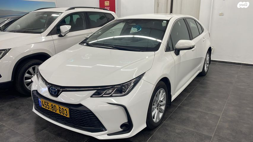 טויוטה קורולה