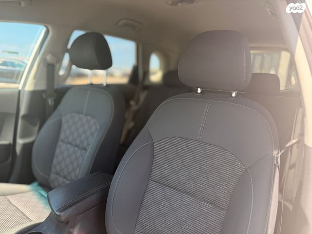 קיה נירו פלוס