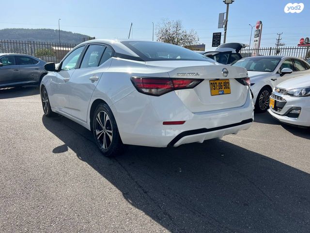 ניסאן סנטרה