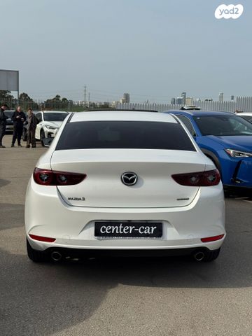 מאזדה 3