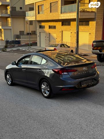 יונדאי אלנטרה