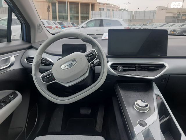 ג׳ילי Geometry C