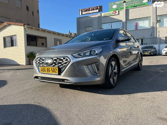 יונדאי איוניק