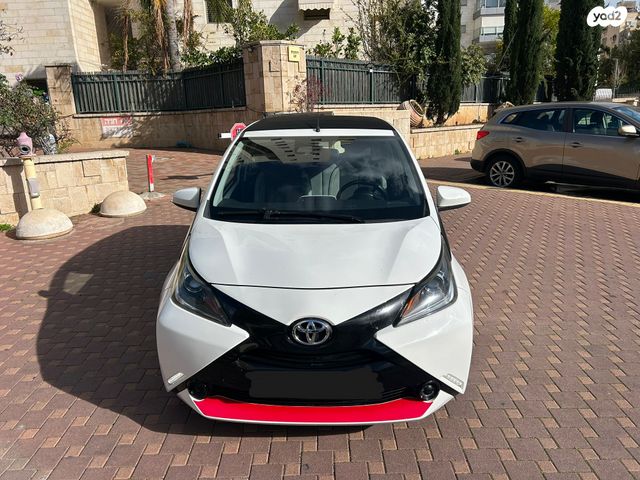 טויוטה אייגו