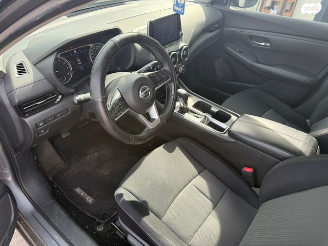 ניסאן סנטרה