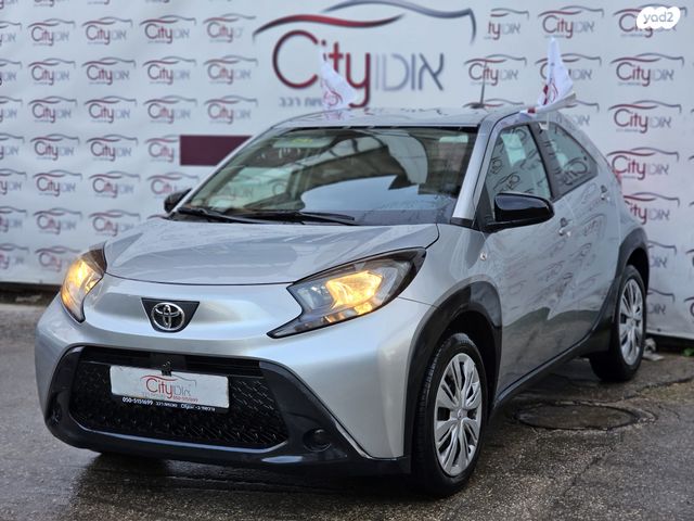 מודעת רכב טויוטה אייגו X