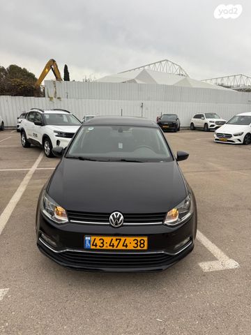 פולקסווגן פולו 