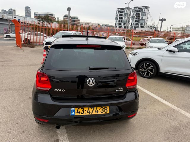 פולקסווגן פולו 