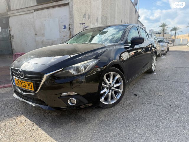מודעת רכב מאזדה 3