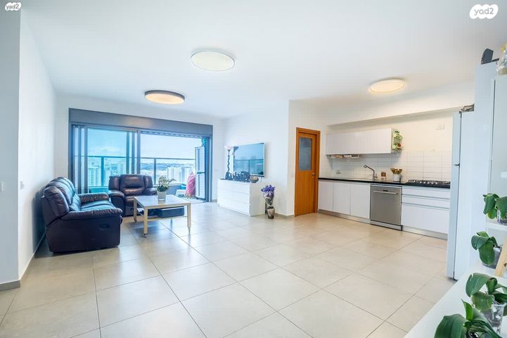 דירה, דוד מאיר גוטמן 13, לב המושבה / מרכז העיר, פתח תקווה