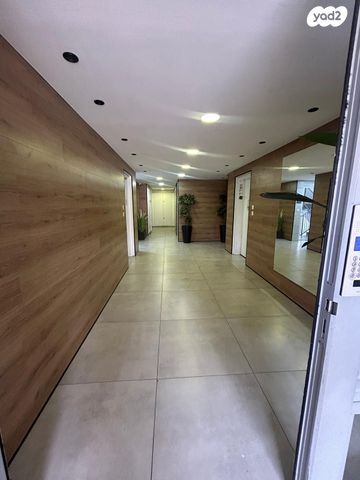 דירת גן, יואל 11, פסגות אפק, ראש העין