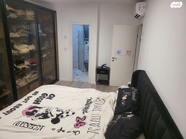 דירה, שדרות מנחם בגין 8, החותרים, טירת כרמל