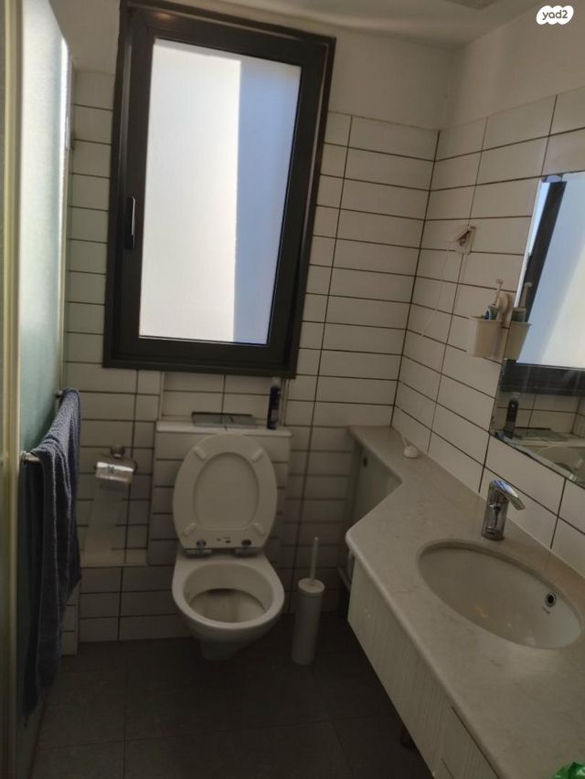 דירה, חזקיהו המלך 1, המושבה היוונית, ירושלים