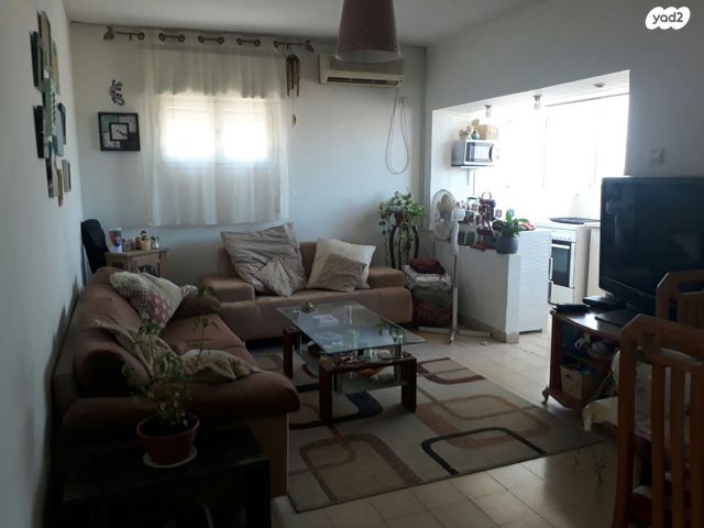 דירה, חיים נחמן ביאליק 11, שכונה א', באר שבע