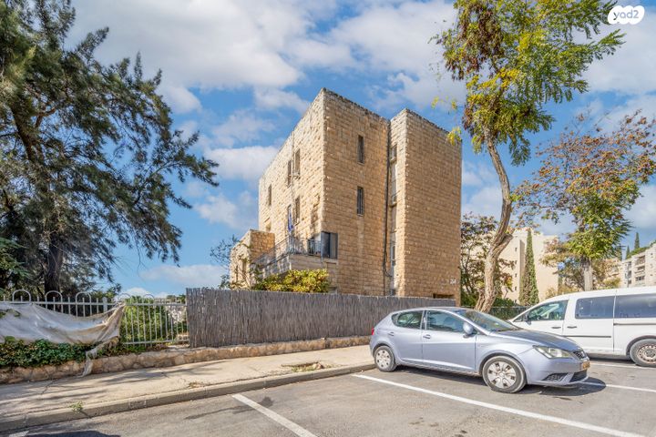 דירה, דב גרונר 230, ארמון הנציב, תלפיות מזרח, ירושלים